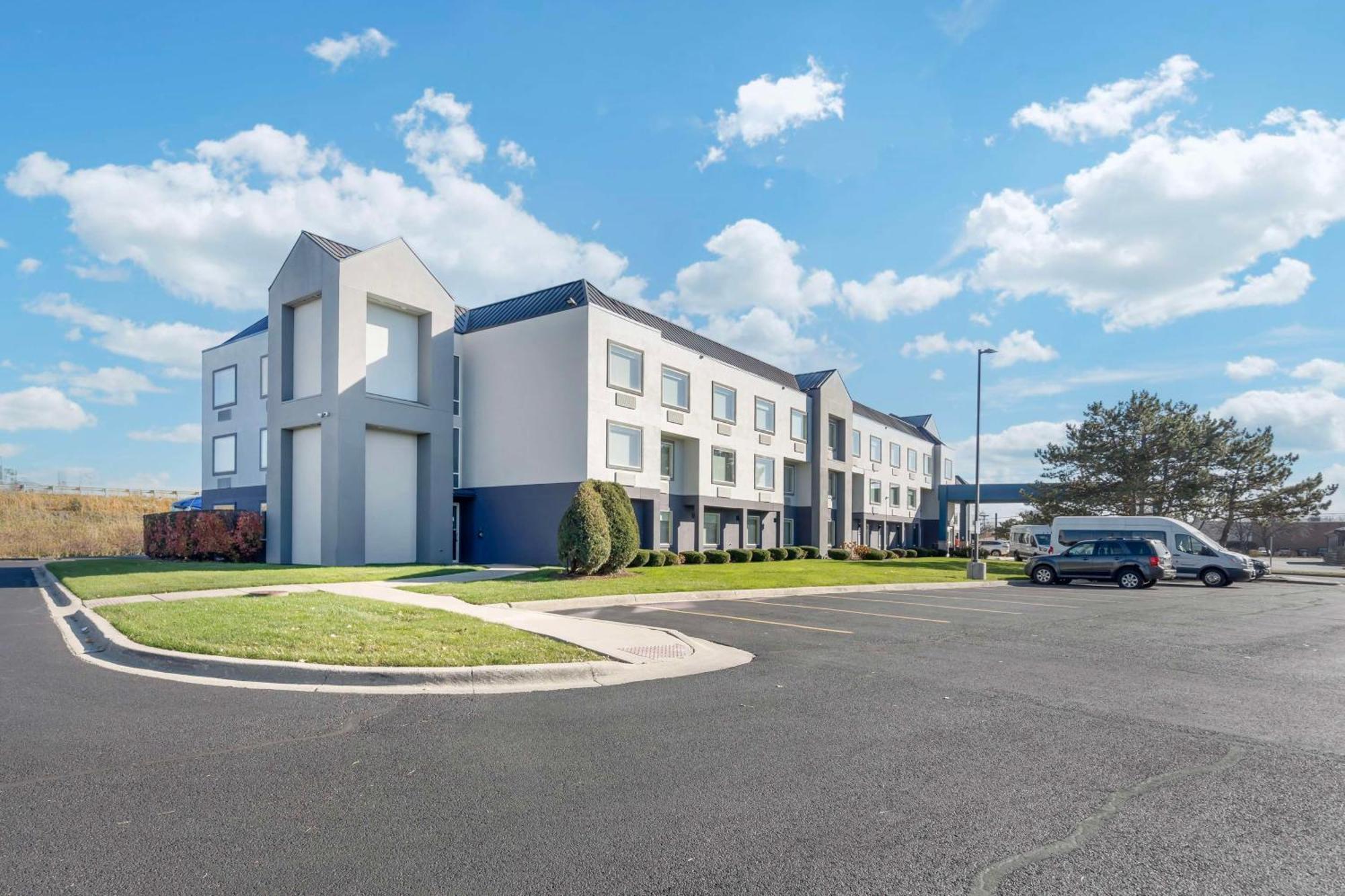 Best Western Glenview - Chicagoland Inn And Suites Exterior photo